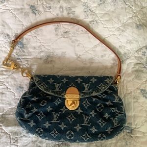Authentic Louis Vuitton Demin Pleaty